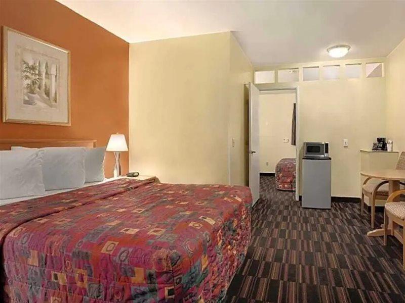 Knights Inn Tucson D.M.A.F Area Buitenkant foto