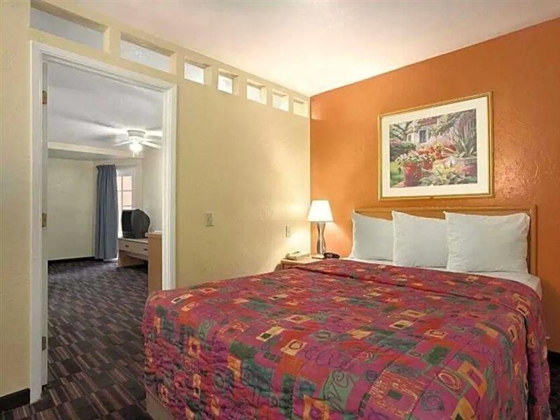 Knights Inn Tucson D.M.A.F Area Buitenkant foto